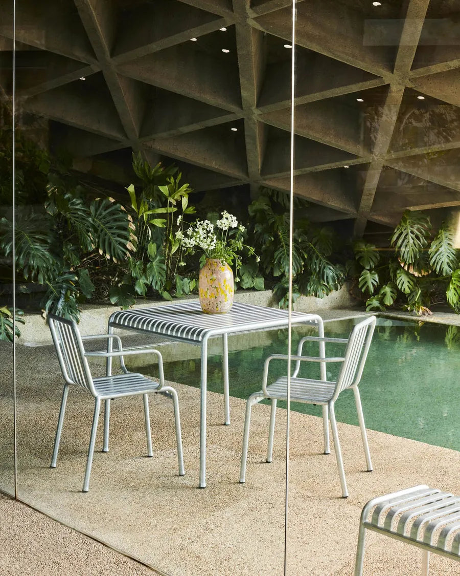 Palissade Table 90x82, hot galvanised fra Hay