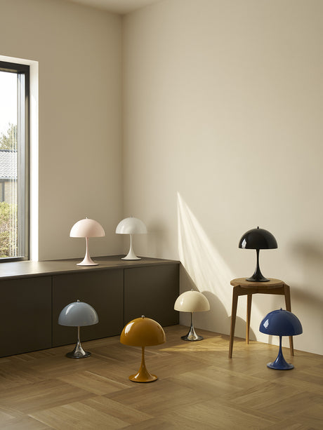 Panthella 250 Portable V3 Bordlampe fra Louis Poulsen - Opal White - Jacobsen Plus