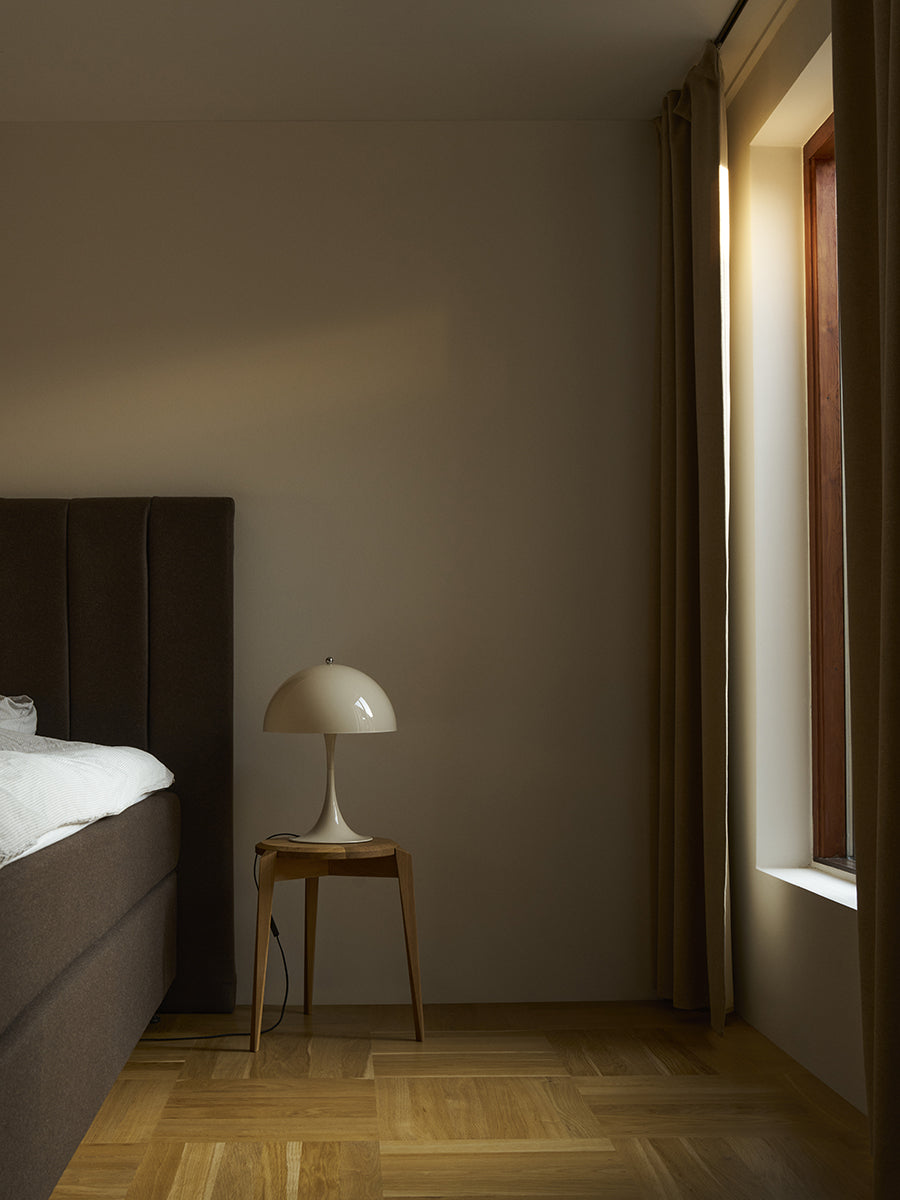 Panthella 320 bordlampe, opal af Verner Panton - 4 - Jacobsen Plus