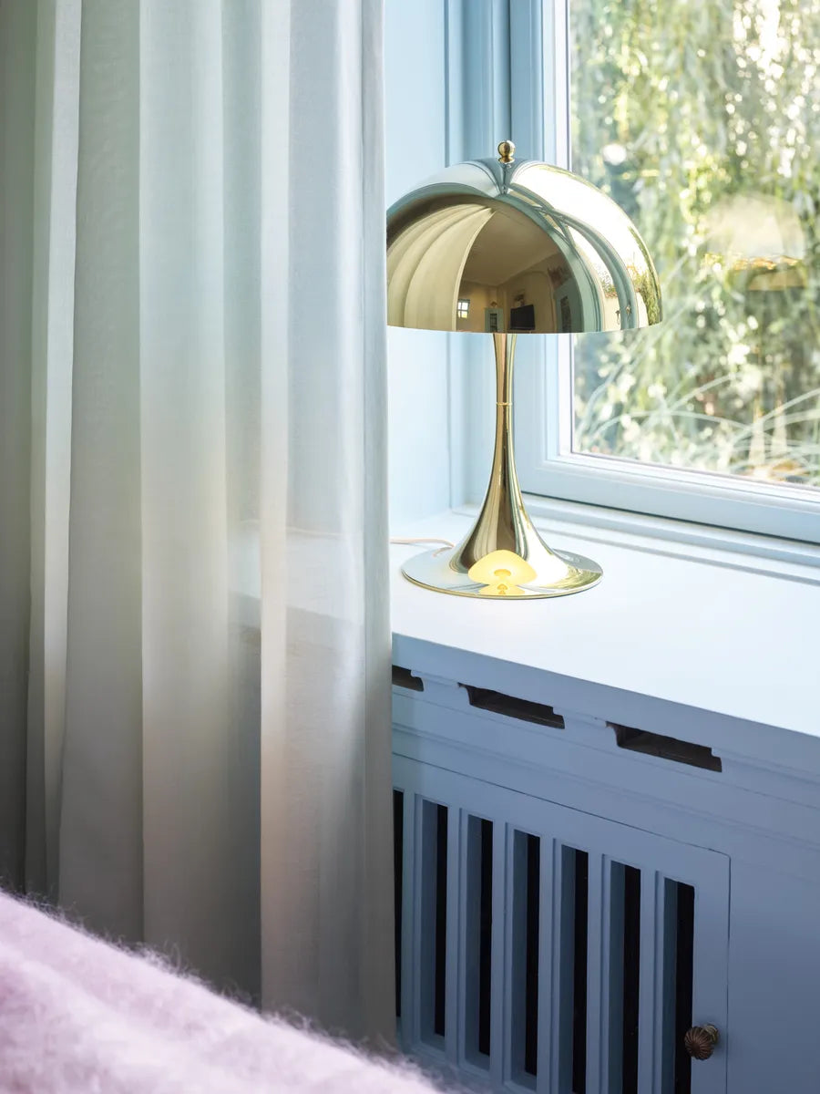 Panthella 320 bordlampe, messing af Verner Panton