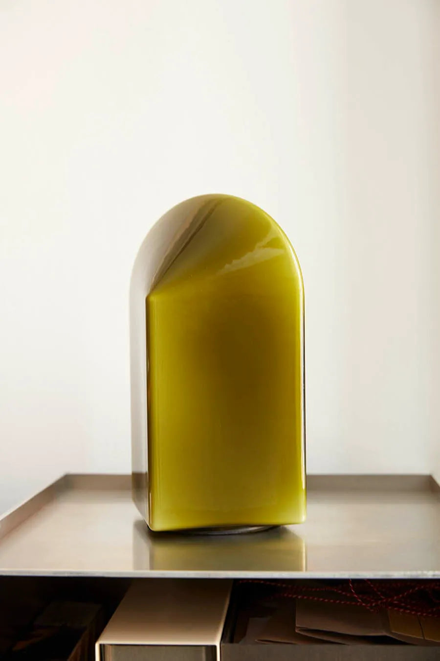 Parade table lamp 240 fra Hay