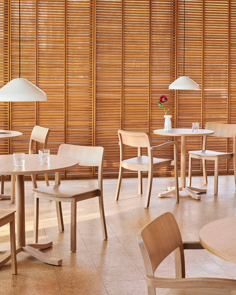 Pastis Chair fra Hay - Vandbaseret lakeret eg - Jacobsen Plus
