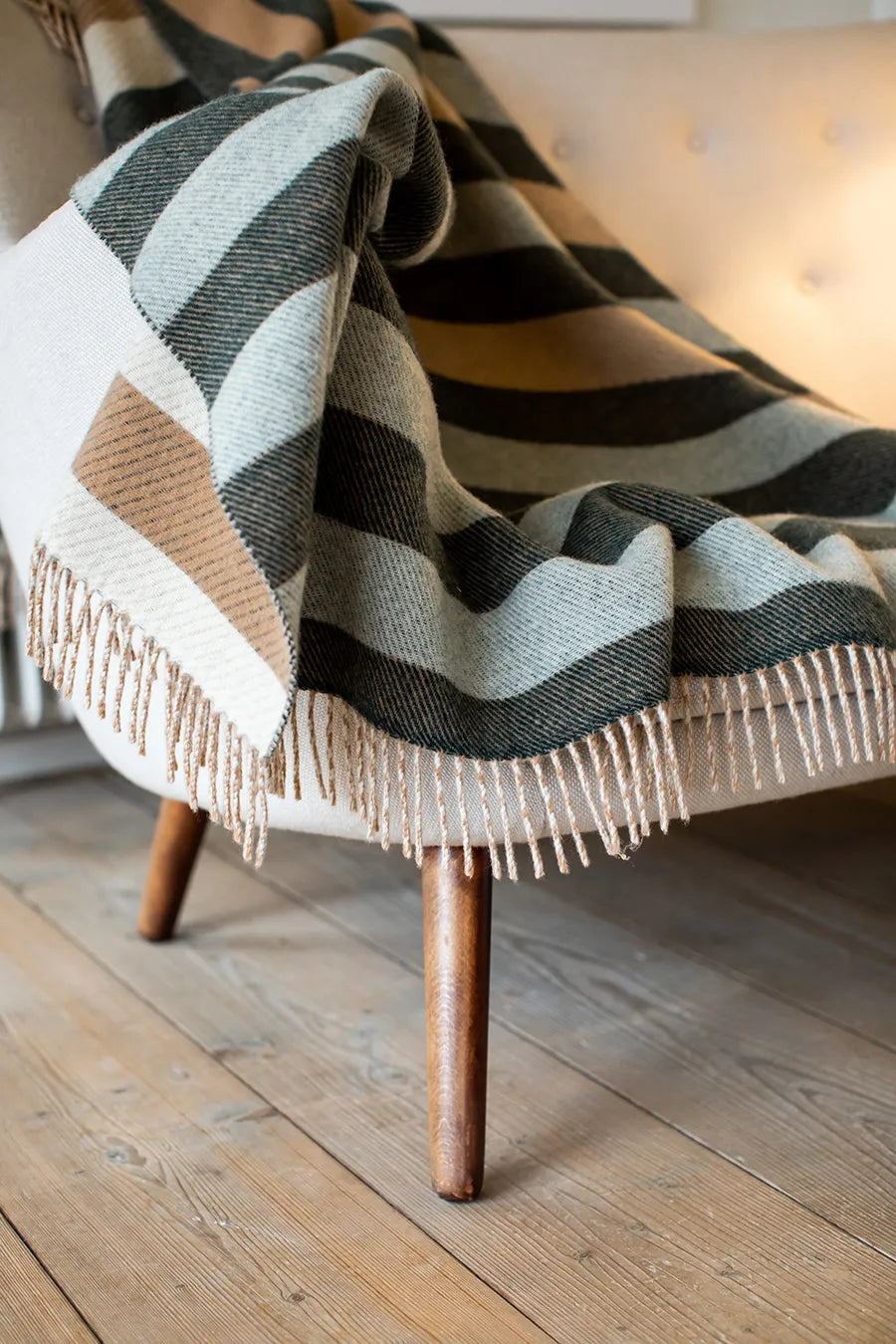 Patch Plaid, white/deer/onyx fra raawii - 3 - Jacobsen Plus