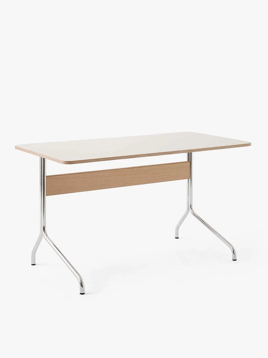 Pavilion Skrivebord AV16 fra &Tradition