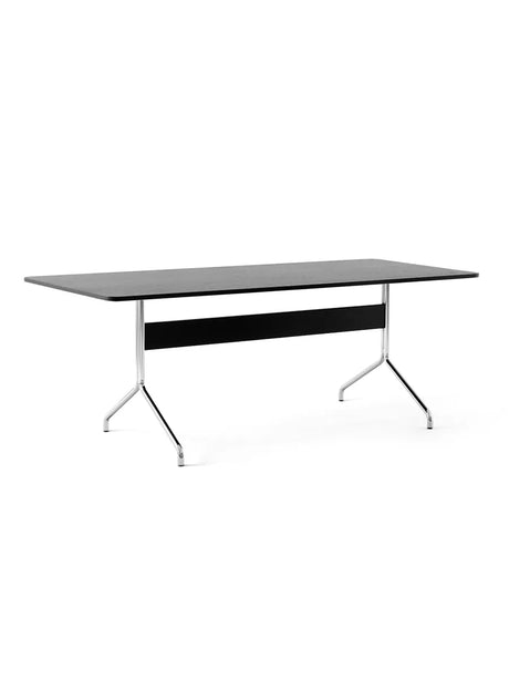 Pavilion bord AV19 fra &Tradition - Sort lakeret eg - Krom stel - Jacobsen Plus