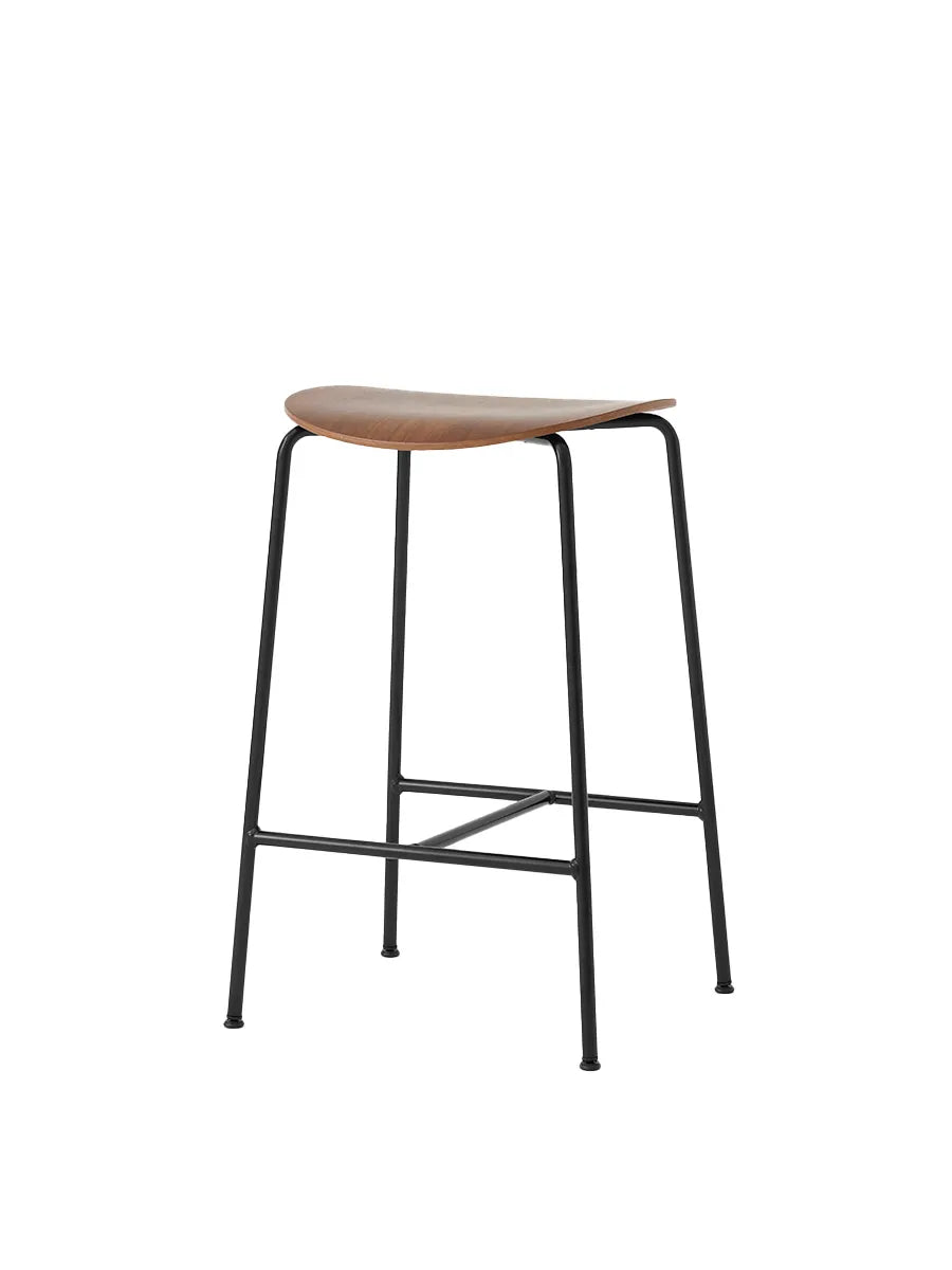 Pavilion Counter Stool AV37 fra &Tradition