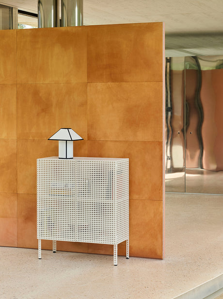 Perforated Cabinet Floor, Medium fra Hay - 1 - Jacobsen Plus