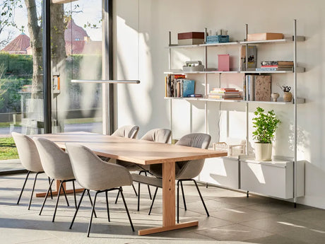 Passerelle Table, L300 cm fra Hay - Water-based lacquered oak / Ink black / Water-based lacquered oak - Jacobsen Plus