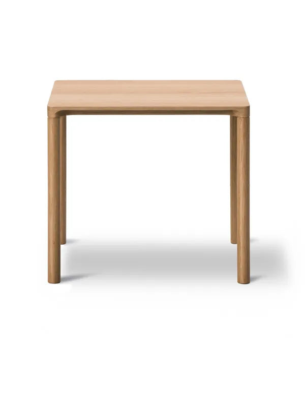 Piloti Bord fra Fredericia Furniture - 46,5 x 39 cm / Eg sæbe - Jacobsen Plus