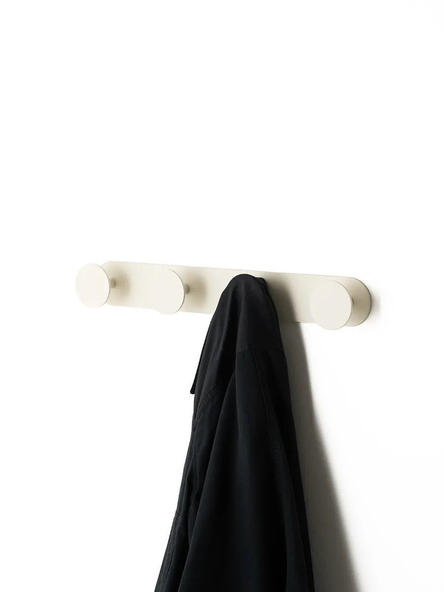 Pipeline Coat Rack fra raawii