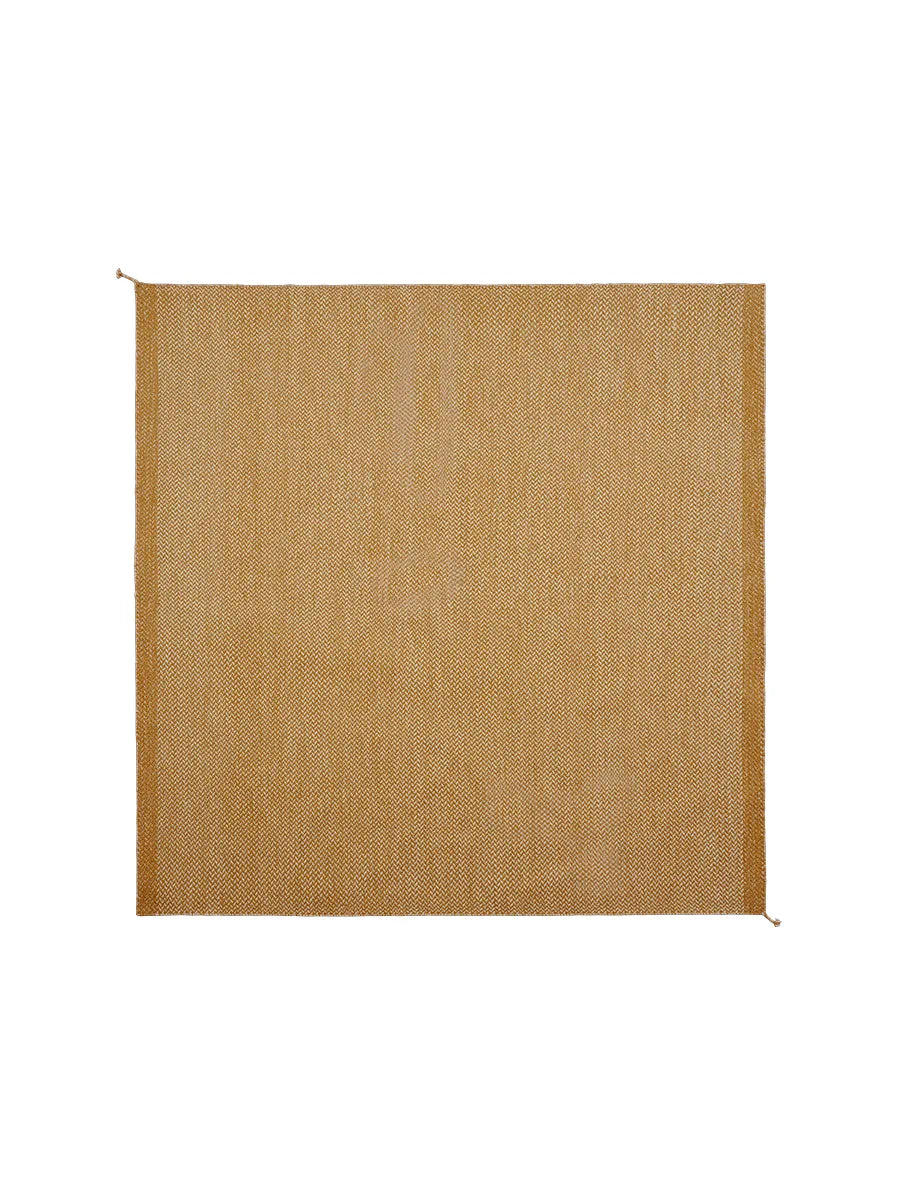 PLY Rug fra Muuto - 32 - Jacobsen Plus