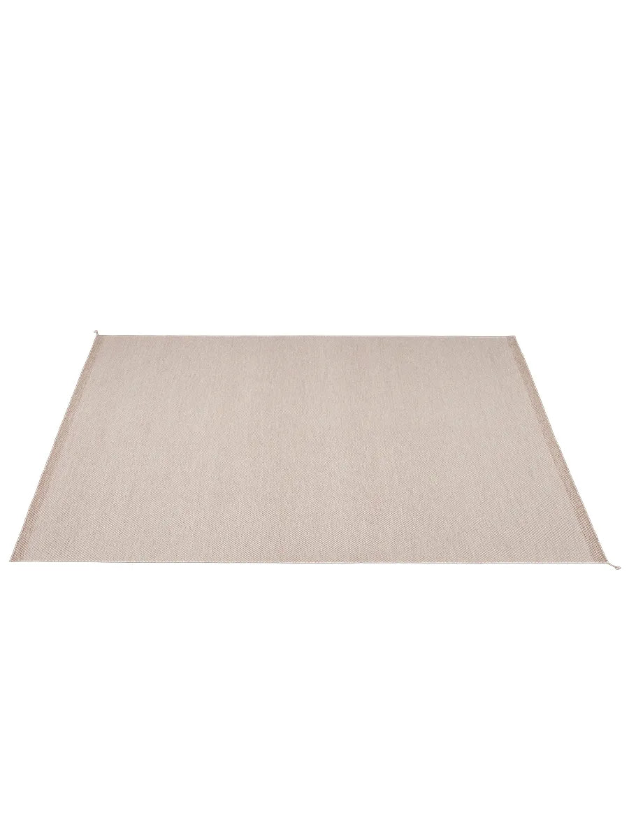 PLY Rug fra Muuto - Light Rose / 360 x 270 cm - Jacobsen Plus