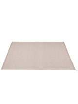 PLY Rug fra Muuto - Light Rose / 360 x 270 cm - Jacobsen Plus