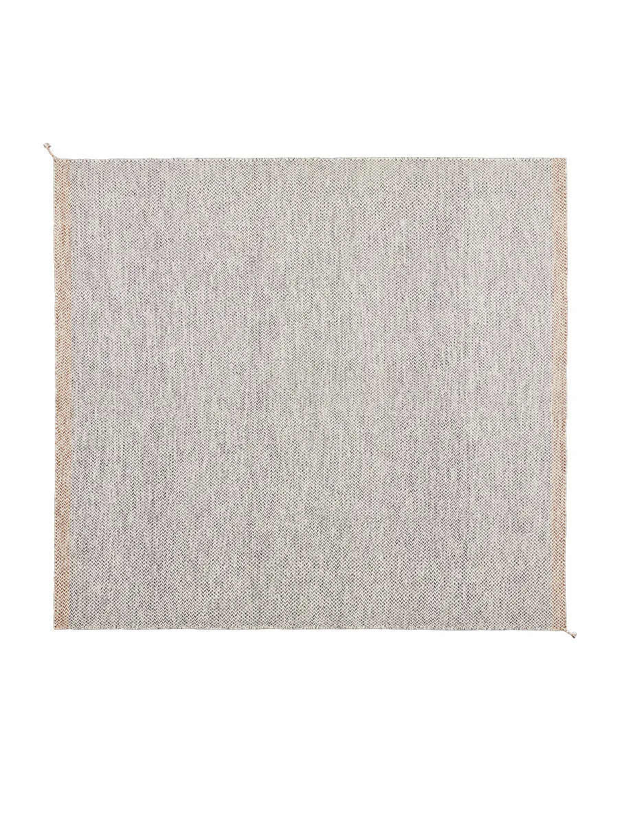 PLY Rug fra Muuto - 37 - Jacobsen Plus