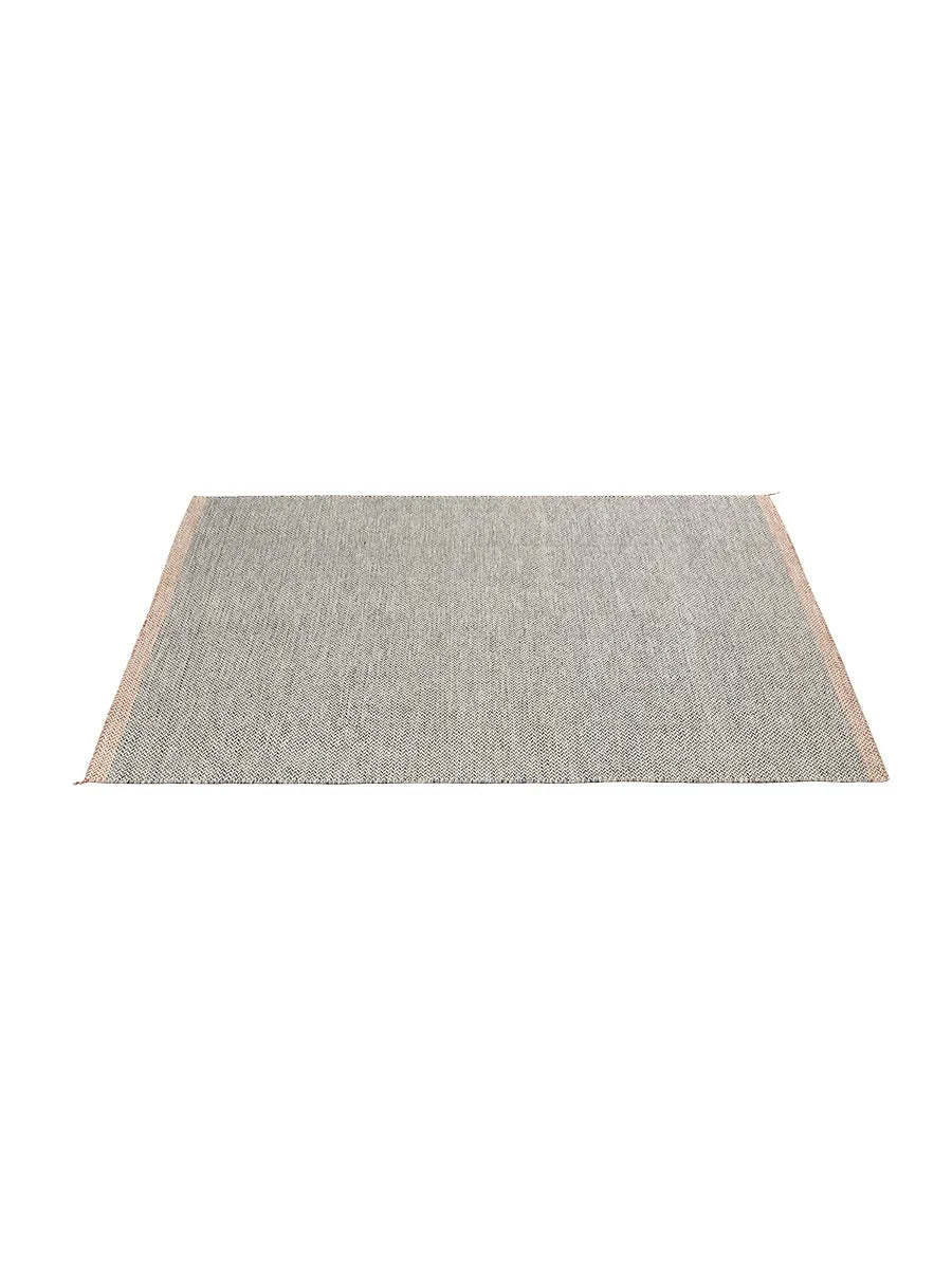 PLY Rug fra Muuto - Black-white / 360 x 270 cm - Jacobsen Plus