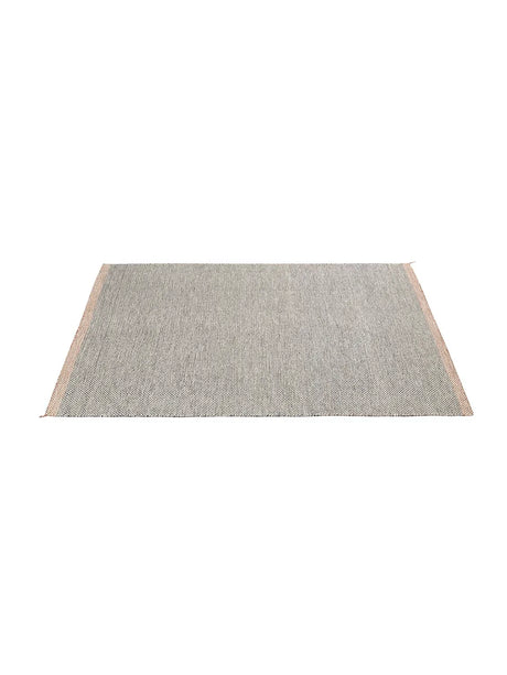 PLY Rug fra Muuto - Black-white / 360 x 270 cm - Jacobsen Plus