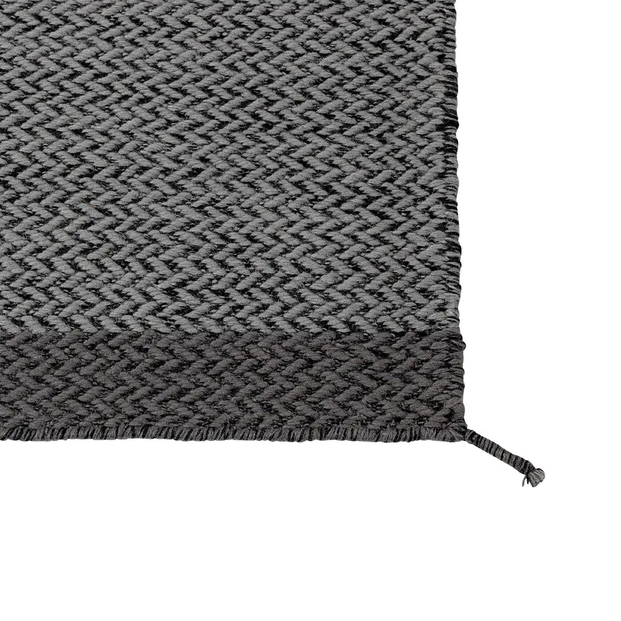 PLY Rug fra Muuto - 20 - Jacobsen Plus
