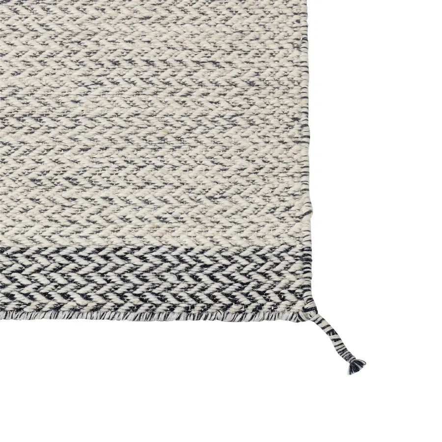 PLY Rug fra Muuto - 13 - Jacobsen Plus