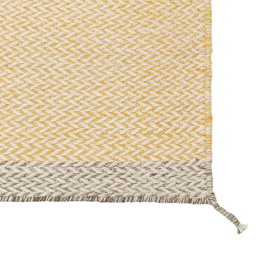 PLY Rug fra Muuto - 21 - Jacobsen Plus