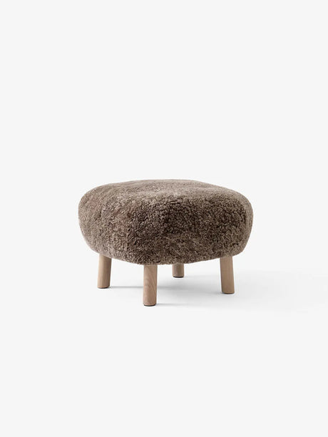 Little Petra Pouf fra &Tradition - Sheepskin Sahara / Eg - Jacobsen Plus