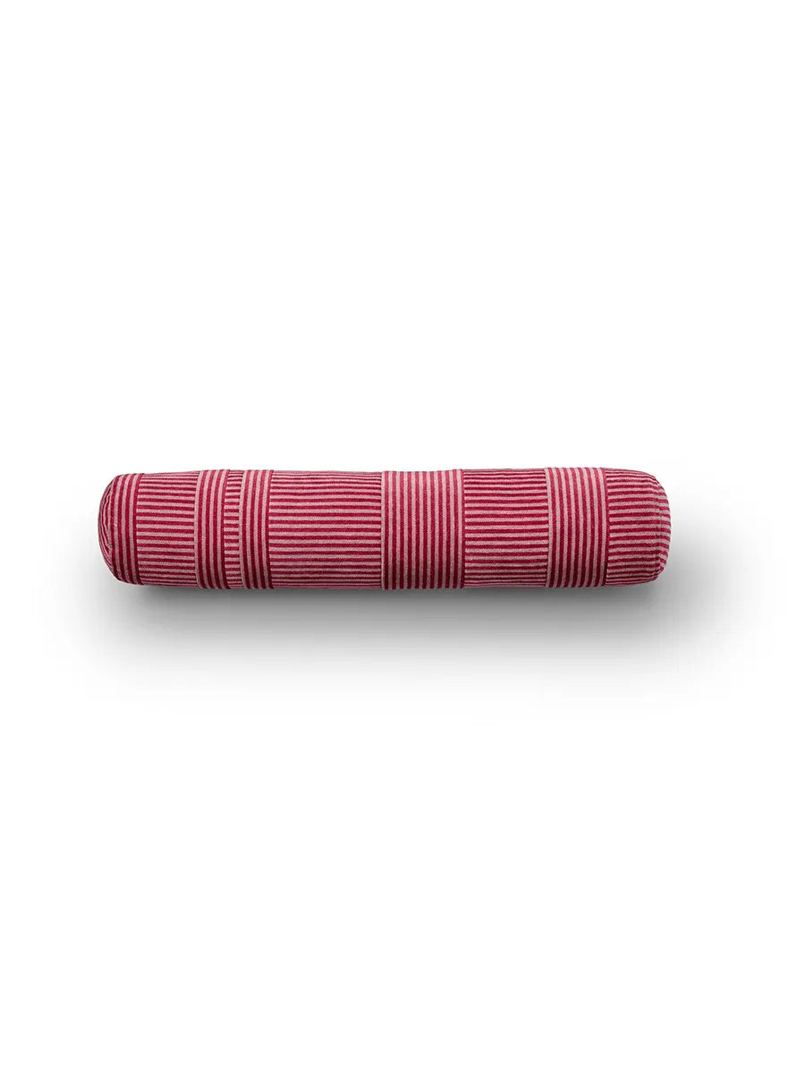 Crest Pyjamas Pillow, Ø15x74 fra Eilersen - P02 - Jacobsen Plus
