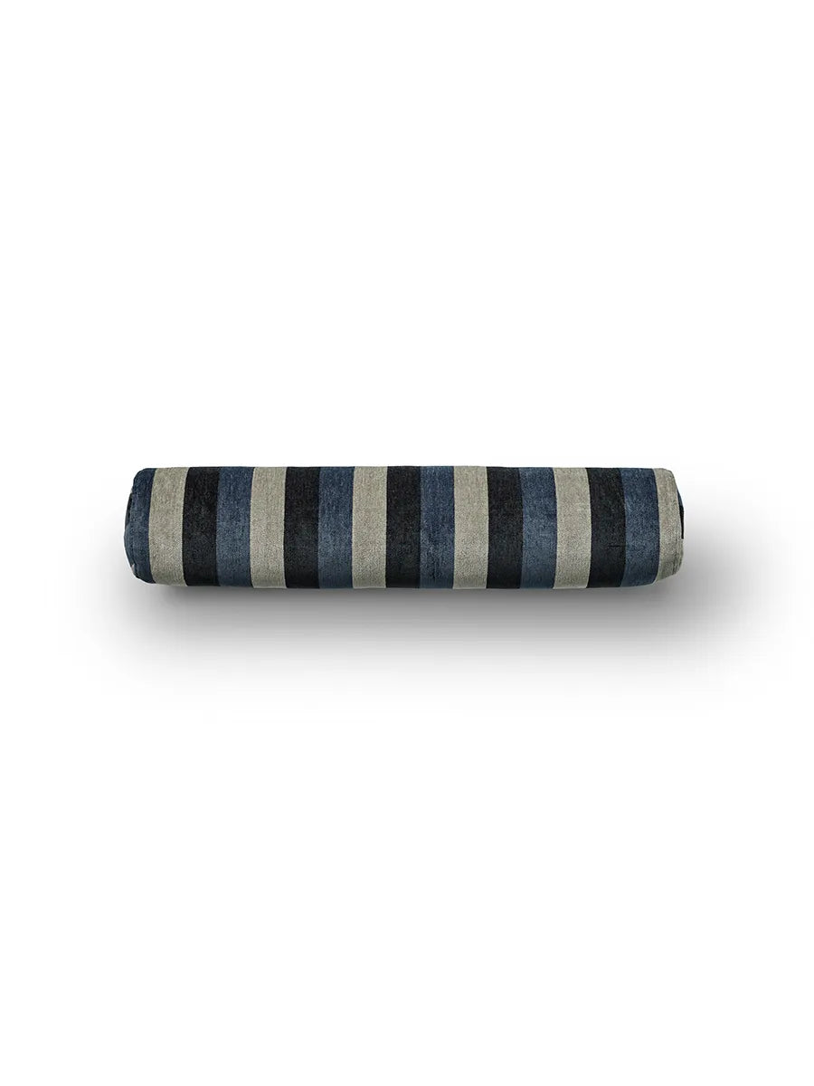 Ember Pyjamas Pillow, Ø15x74 fra Eilersen - 4 - Jacobsen Plus