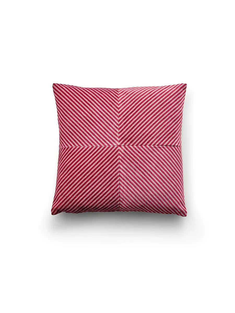Fern Pyjamas Pillow, 50x50 fra Eilersen - 7 - Jacobsen Plus