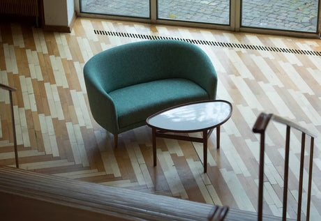 Lillemor Sofa 2 pers. af Finn Juhl - Stofgruppe 1 / Valnød - Jacobsen Plus