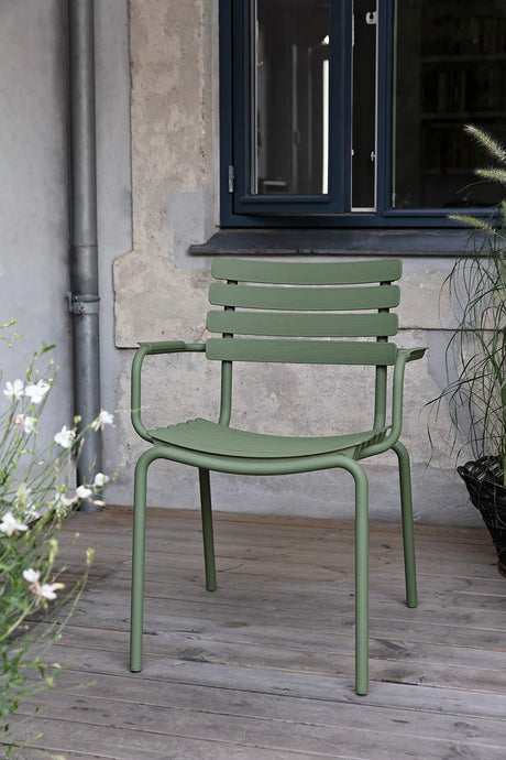 ReClips dining chair fra Houe - Olive green - Jacobsen Plus