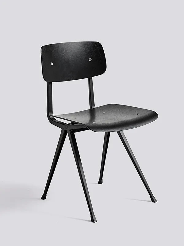 Result Chair fra Hay - Sort pulverlakeret stål / Sort (bejdset) - Jacobsen Plus