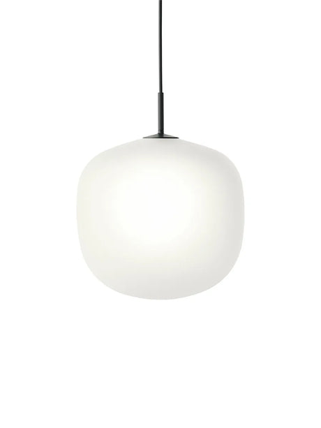 Rime Pendant Lampe, Ø 37 cm fra Muuto - Black - Jacobsen Plus