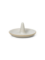 Ring Cone, Off-white Speckle fra Ferm Living - 1 - Jacobsen Plus