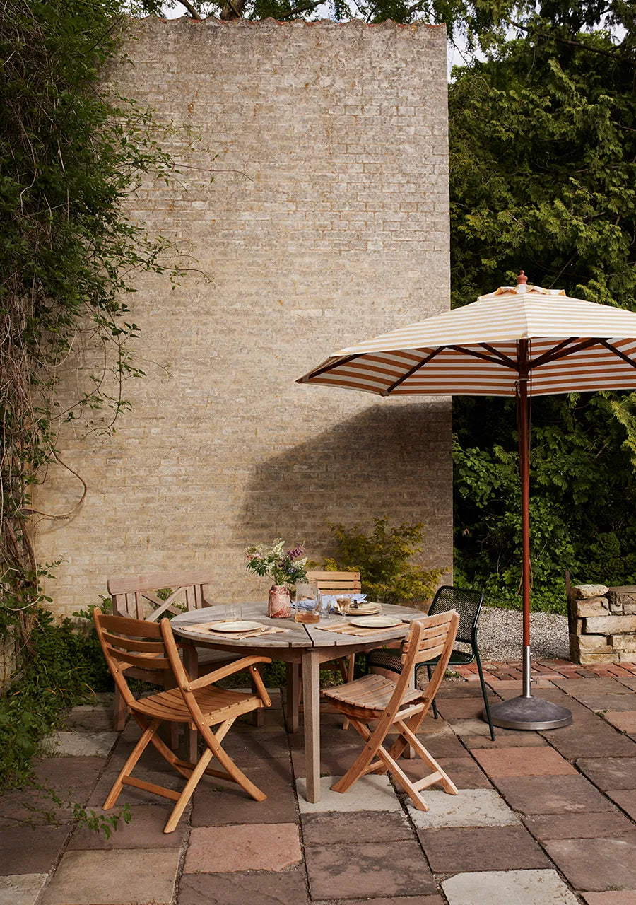 Skagerak Drachmann Bord Ø126 cm fra Fritz Hansen