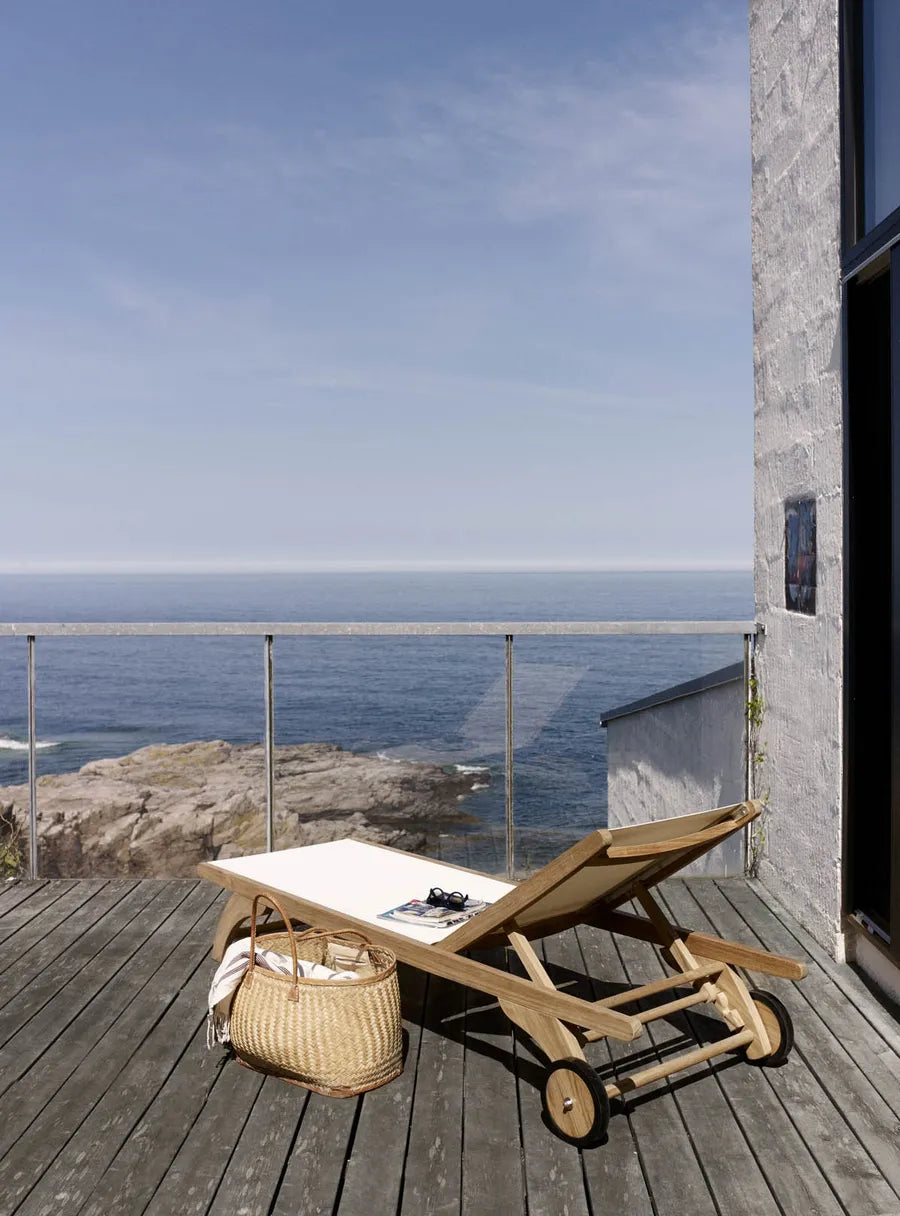 Skagerak Columbus Liggestol, hvid fra Fritz Hansen