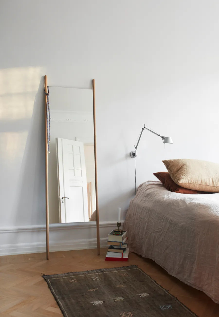 Skagerak Georg Spejl fra Fritz Hansen