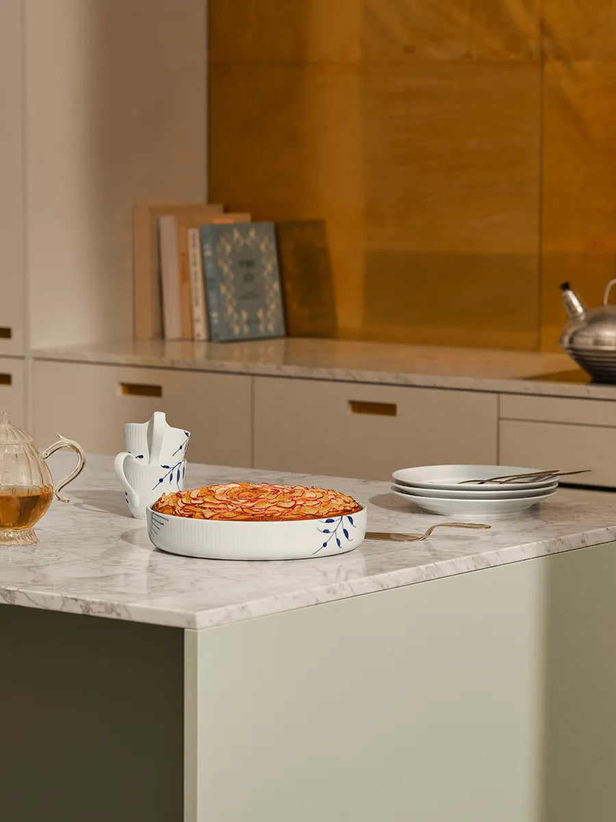 Royal Copenhagen Blå Mega Riflet, rundt ovnfast fad 27 cm