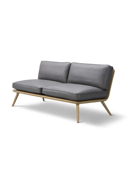 Spine Lounge Sofa, 2 pers. fra Fredericia Furniture - Stofgruppe 1 / Ask sort lak - Jacobsen Plus