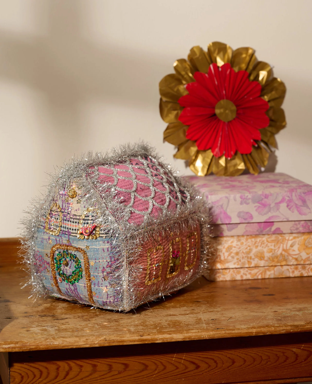 Gingerbread House - Honningkagehus Large fra Sissel Edelbo - 2 - Jacobsen Plus