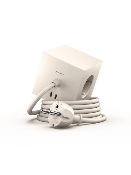 Square 1 Stikdåse med USB-C, beige fra Avolt - 1 - Jacobsen Plus
