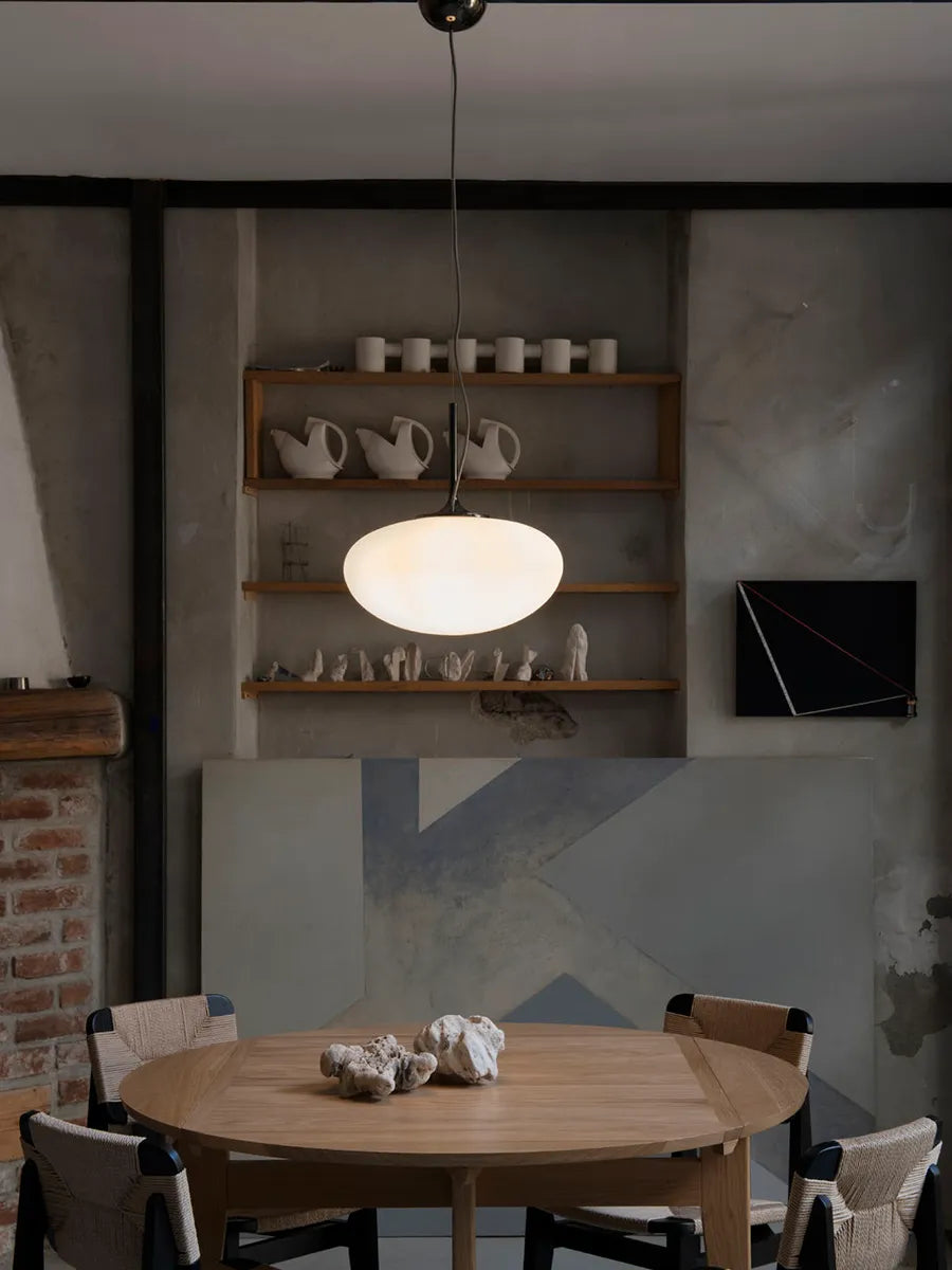 Stemlite Pendel fra GUBI