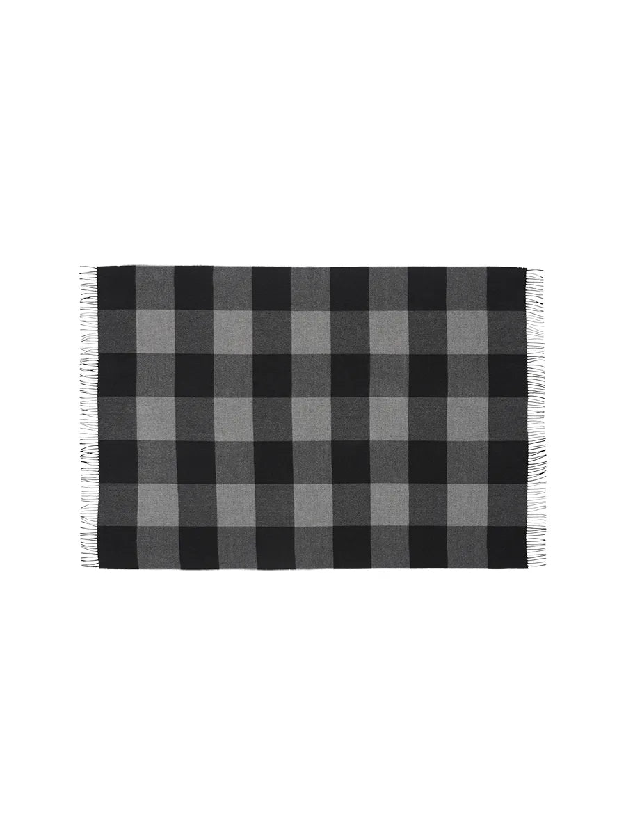 Caracas Plaid, black fra Silkeborg Uldspinderi
