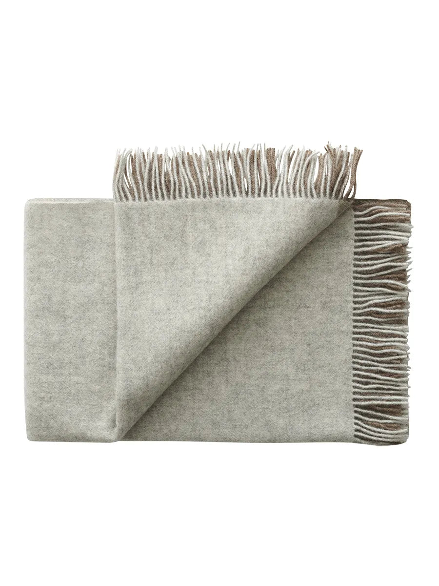 Drejø Plaid, camel fra Silkeborg Uldspinderi