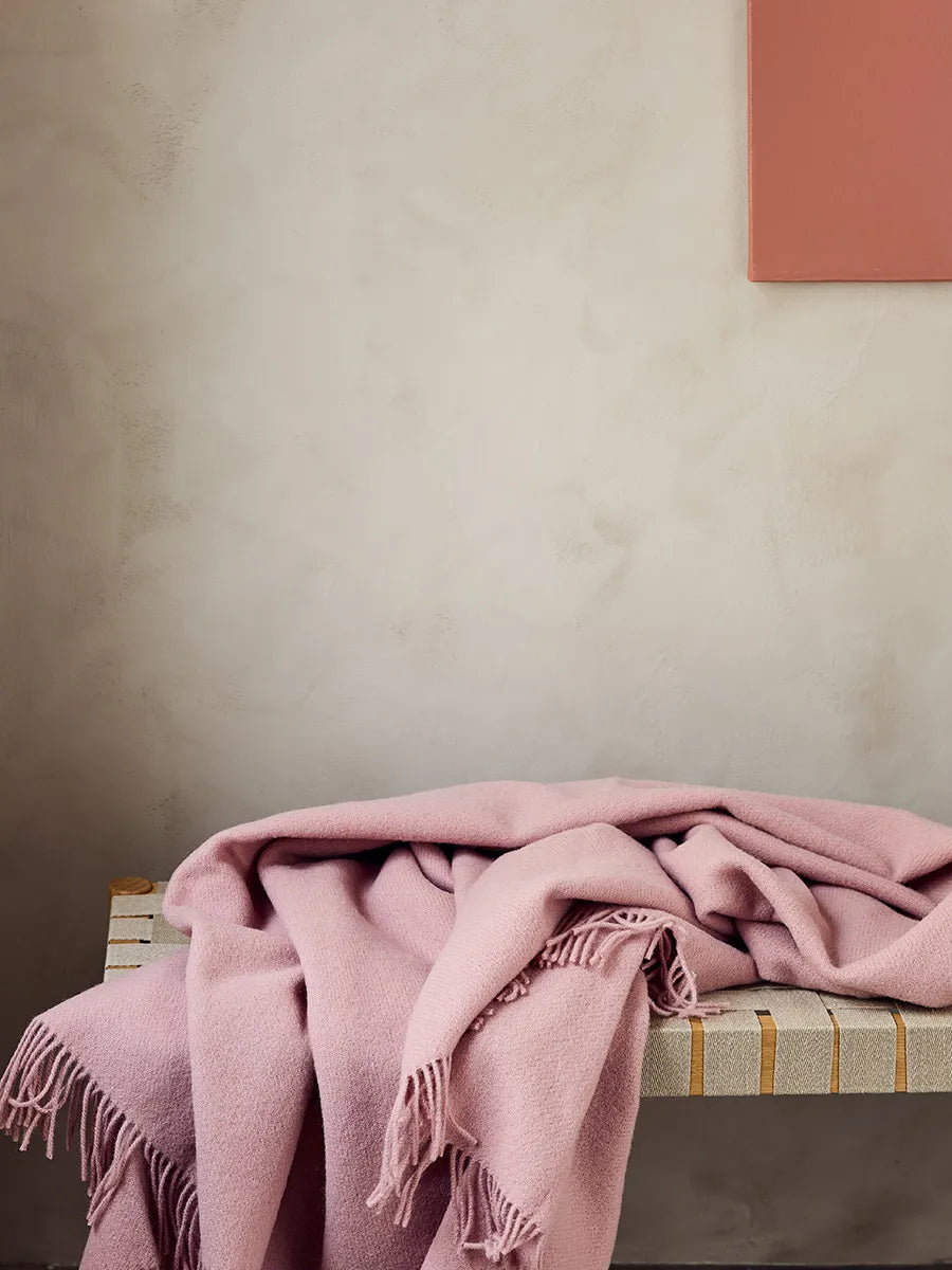 Season Plaid, blush fra Silkeborg Uldspinderi