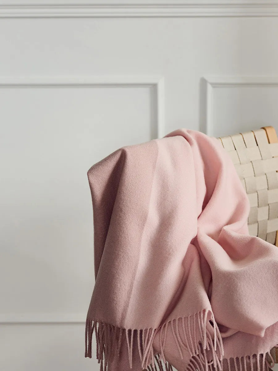 Secret Plaid, blush/rosa fra Silkeborg Uldspinderi