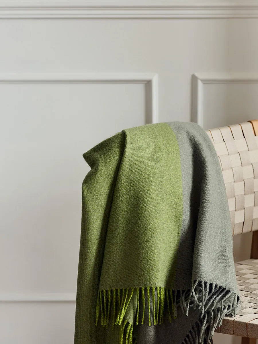 Secret Plaid, lime/moss fra Silkeborg Uldspinderi