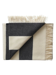 The Sweater Plaid, black fra Silkeborg Uldspinderi