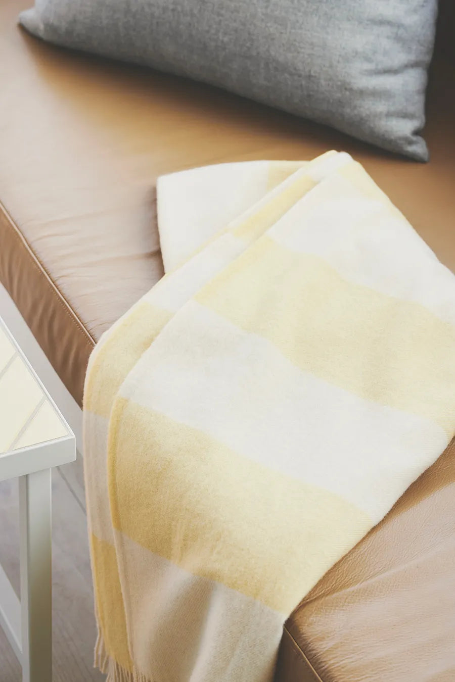 The Sweater Plaid, yellow fra Silkeborg Uldspinderi