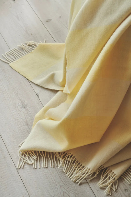 The Sweater Plaid, yellow fra Silkeborg Uldspinderi - 2 - Jacobsen Plus