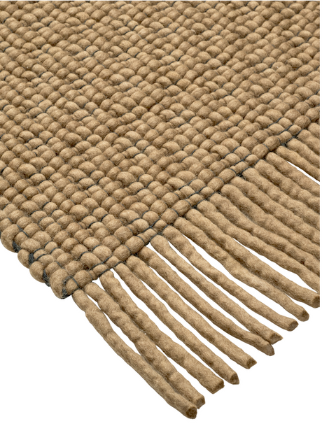FermLiving Udo Rug gulvtæppe, Tan/Sort - 140 x 200 cm - Jacobsen Plus