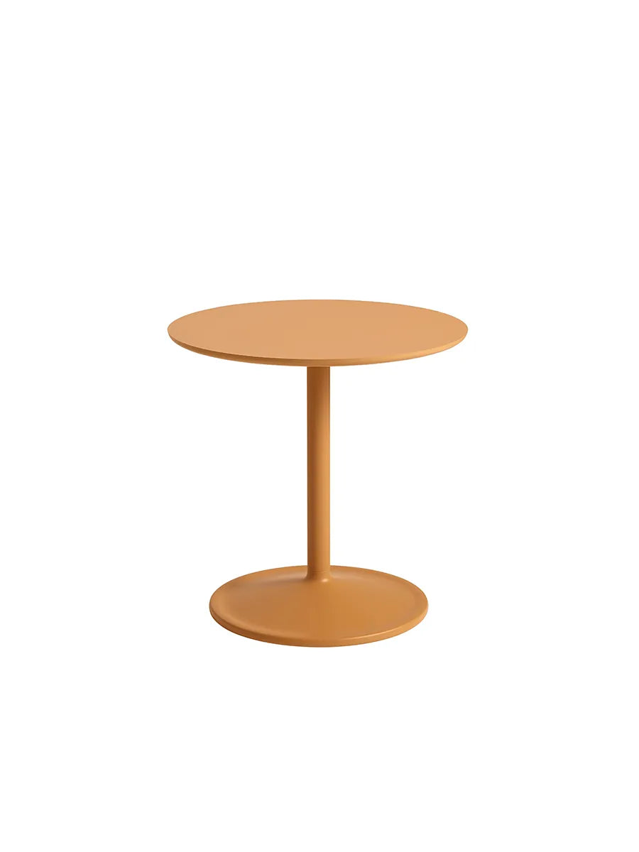 Soft Side Table, Ø48/H48 fra Muuto - Orange Laminat - Jacobsen Plus